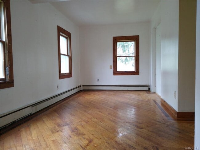 Building Photo - 29 Grand St
