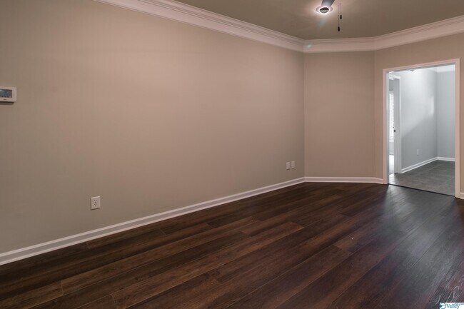 Foto del edificio - 118 Belltower Ln SW