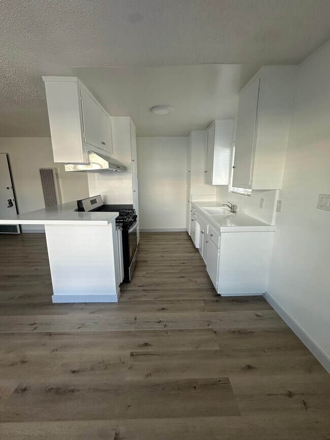 Cocina - 2 - 730 - 740 W. 214th Street