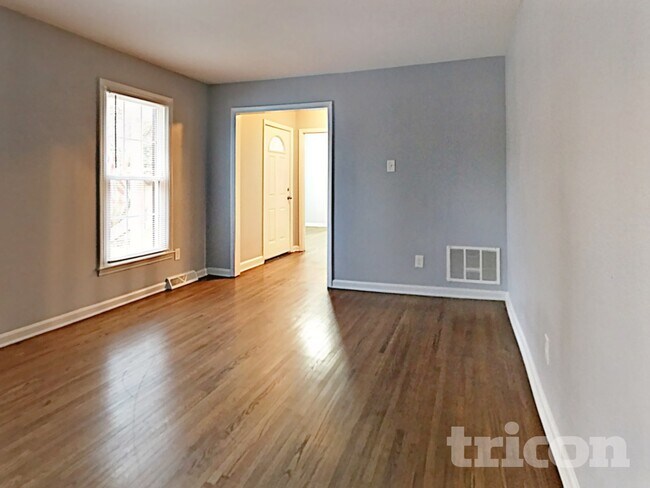 Foto del edificio - 6422 War Eagle Ln