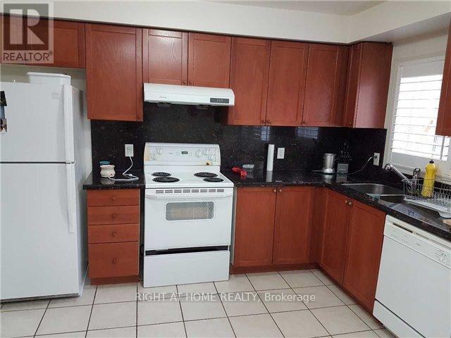Building Photo - 50 Strathaven Dr