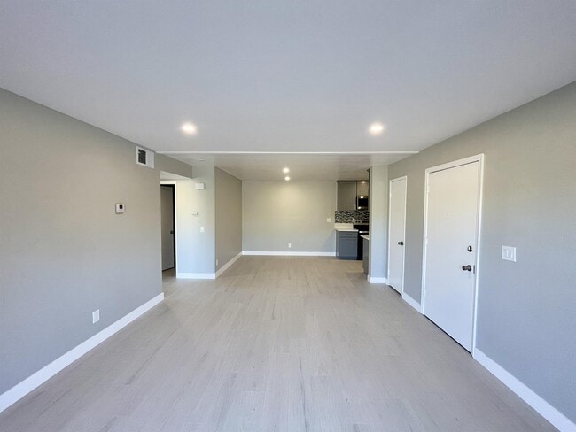 Building Photo - 32200 Cathedral Canyon Dr