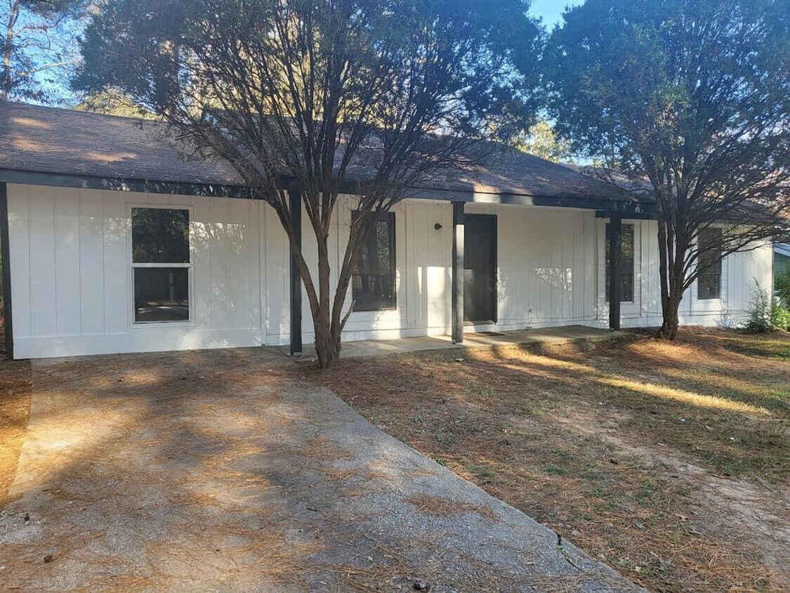 Primary Photo - 8983 Sterling Ridge Ln