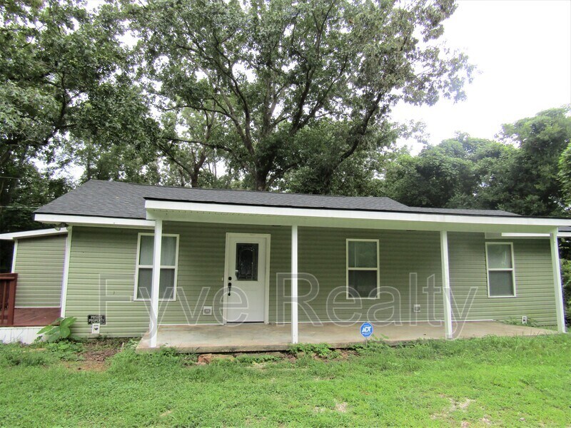 3344 Lawson Dr, Gainesville, GA 30506 House Rental in Gainesville, GA