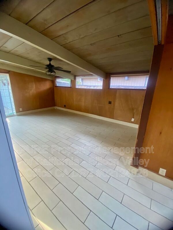 Foto del edificio - 4134 Wilkie Way