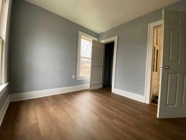 Foto del edificio - 35 S 3rd St