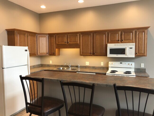 Cocina - 825 Broad St