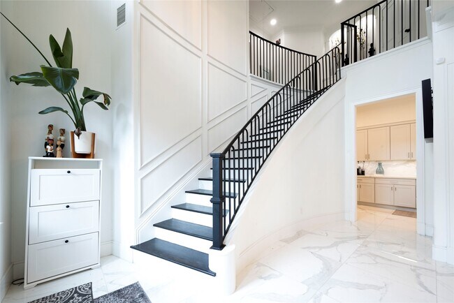 Foto del edificio - 4744 Post Oak Timber Dr