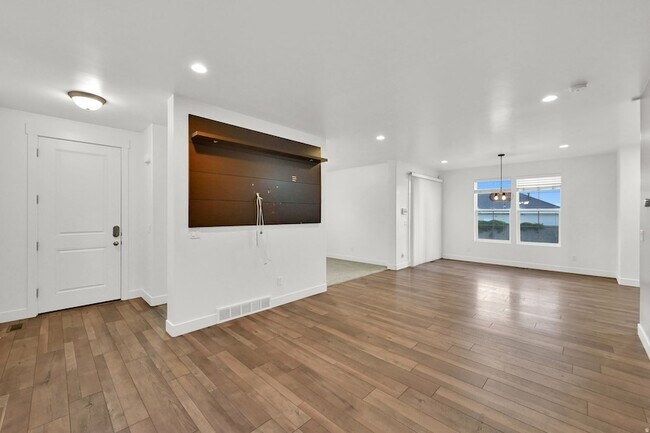 Foto del edificio - 2147 Kimber Ln
