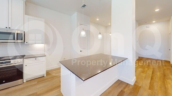 Foto del edificio - 349 Mule Deer Mews