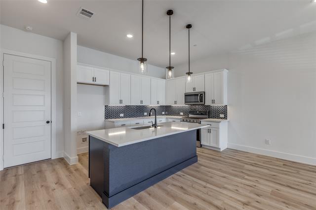 Foto del edificio - 1300 Arkansas Spgs St