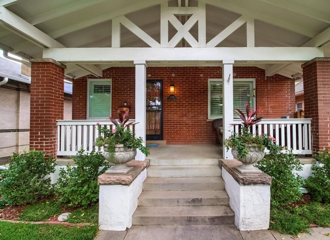 Building Photo - Updated Home near Wash Park!