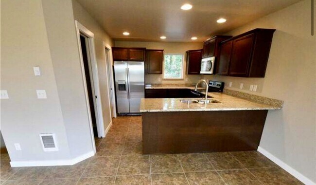 Foto del edificio - Beautiful Two-Story Home for Rent!