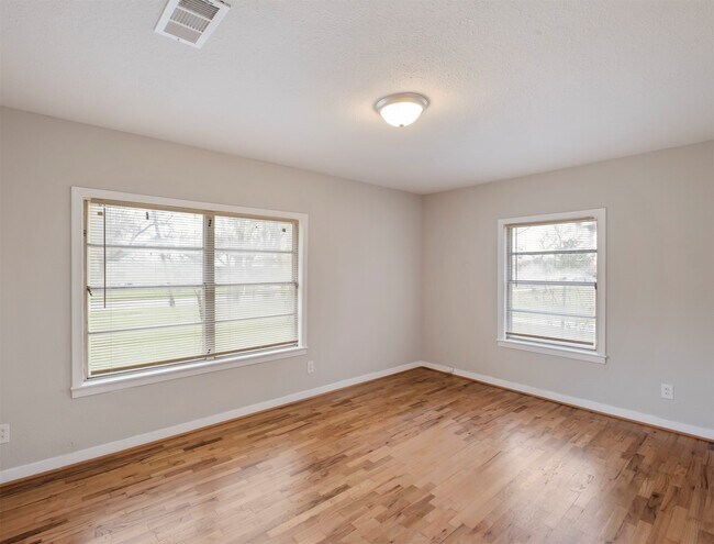 Foto del edificio - 8248 Hartford St