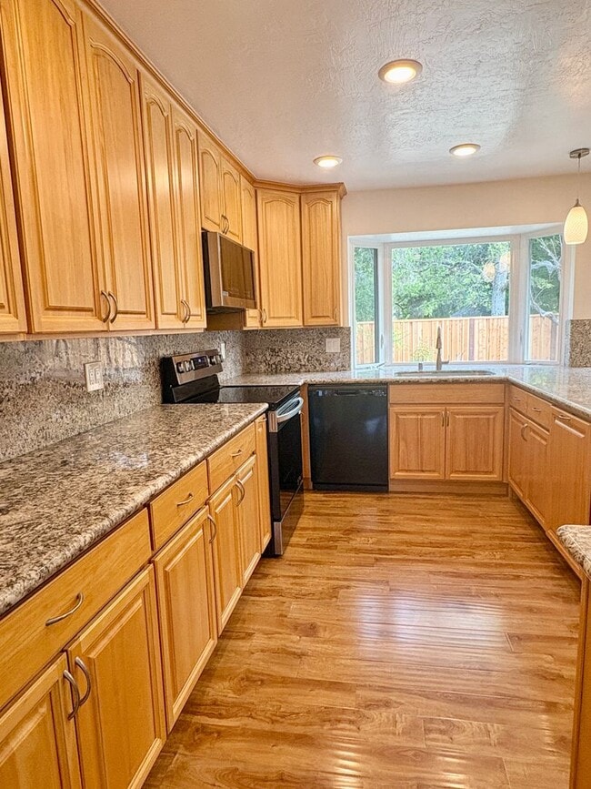 Building Photo - Welcome Home to Your Next Chapter in Almaden Valley