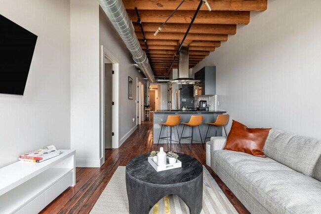 Foto del edificio - 315 Girod St