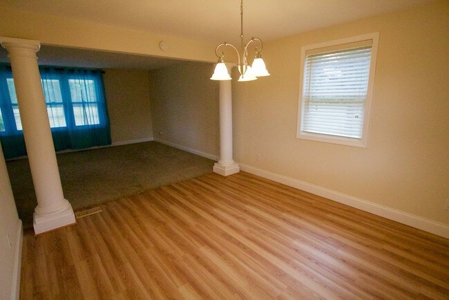 Foto del edificio - 7021 Homestead Rd