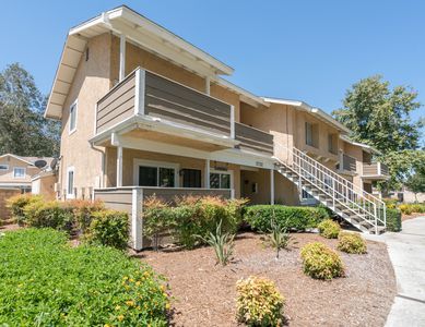 Foto del edificio - 3732 Oak Creek Dr