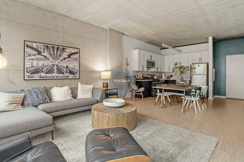 Photo - 1407 S State St (Chicago, IL)