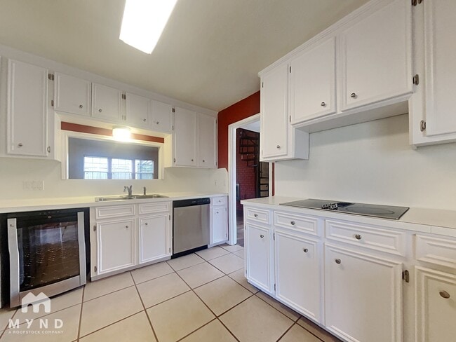 Foto del edificio - 2103 Woodland Springs St