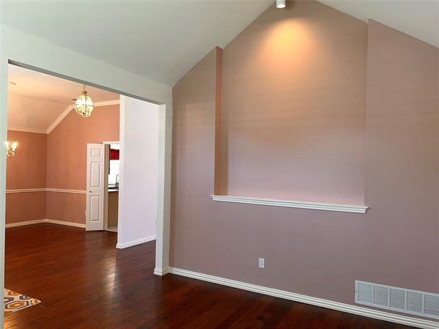Building Photo - 2309 Flanders Ln
