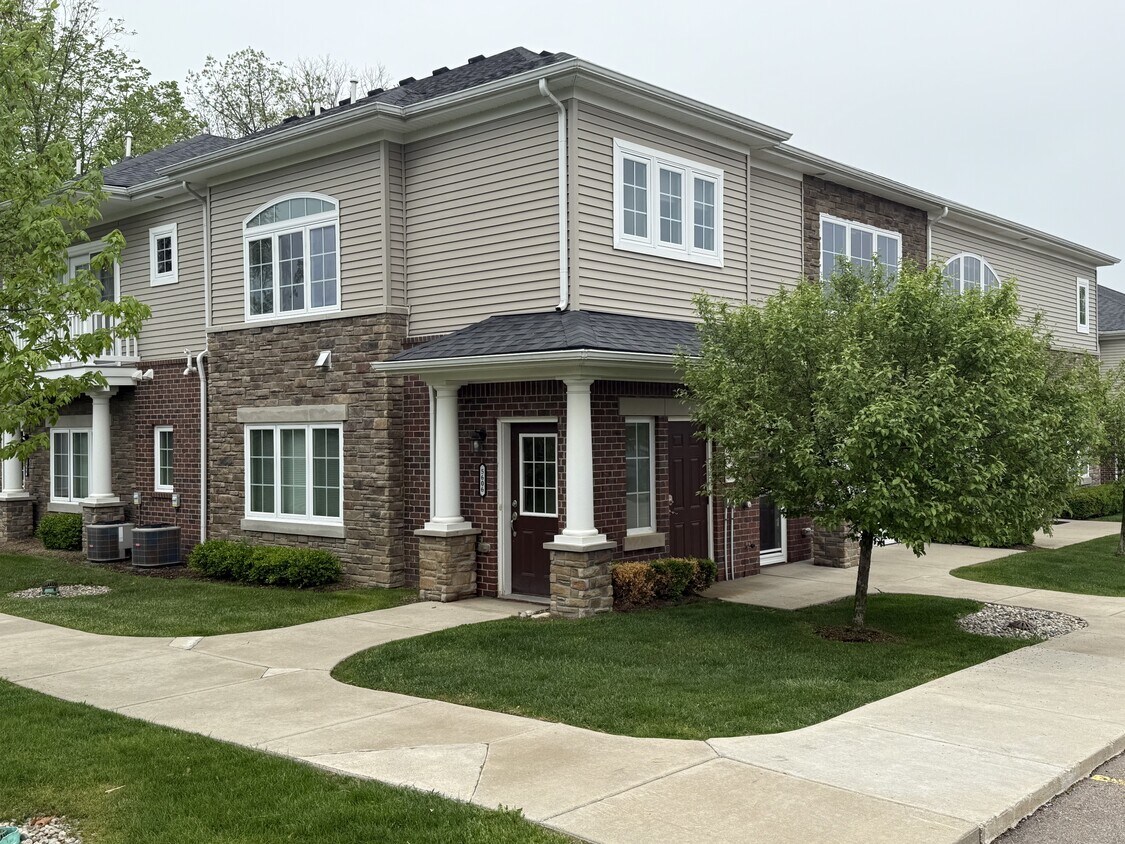 Primary Photo - 5606 Arbor Chase Dr
