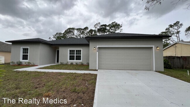 Building Photo - 3 br, 2 bath House - 426 Tuloma Ave SW