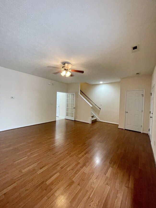 Photo - 224 Capital St Townhome