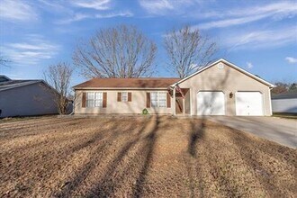 Building Photo - 316 Buffalo Creek Dr