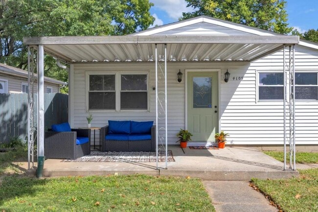 Building Photo - 4109 Weaver Ave