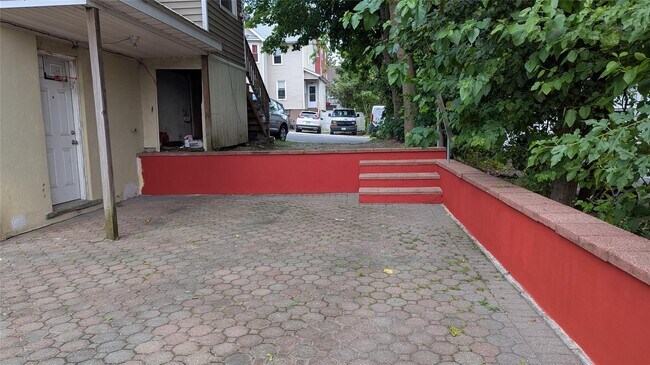 Foto del edificio - 370 Dyckman St