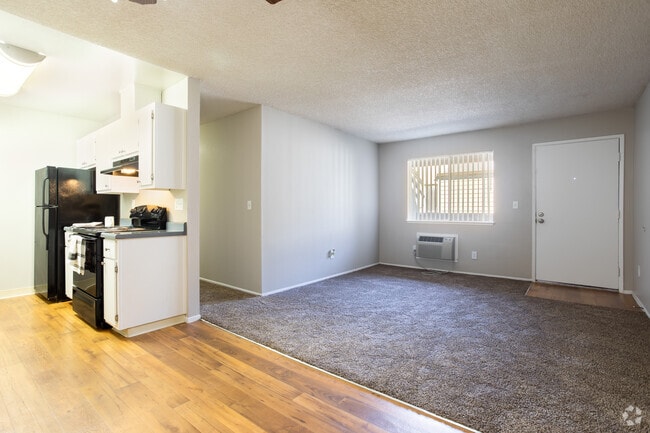 2BR, 1BA - Atherton Renovated - Summerwood