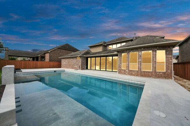 Building Photo - 23514 Bellina Dr