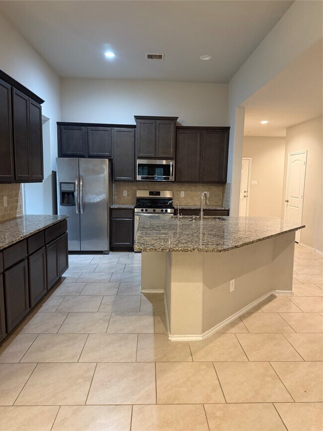 Building Photo - 4606 Terrazza Verde Dr