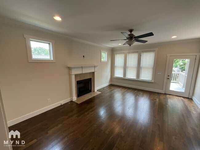 Foto del edificio - 2822 W Kirkwood Ave