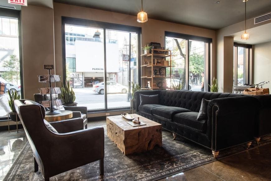 Foto principal - 1 bedroom in Chicago IL 60654