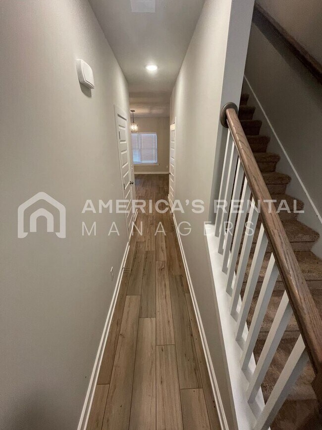 Foto del edificio - Home for Rent in Weaver, AL!!! Available to View Now!!!