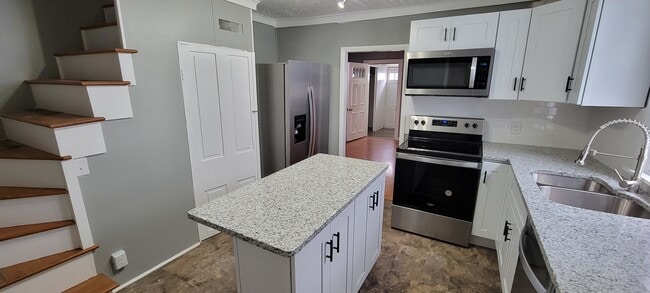 Kitchen - 26 Walnut St