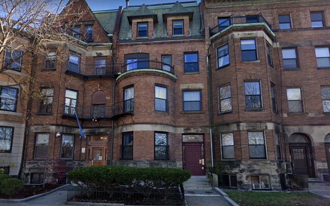 Building Photo - 42 Fenway