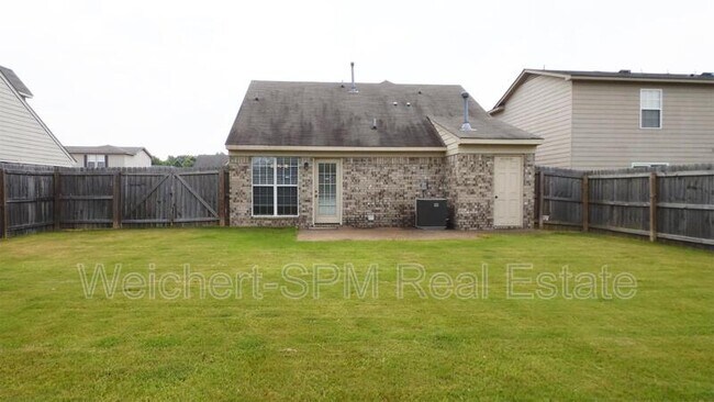 Building Photo - 2547 Boxford Ln