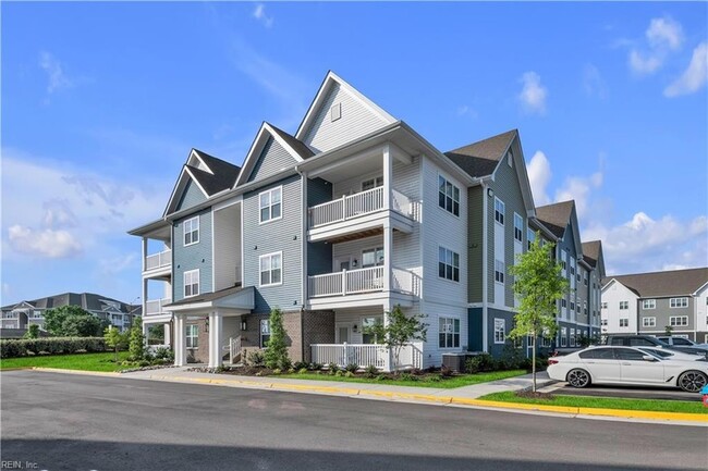 Photo - 1732 DROMOLIN DR Unit 305 Apartment