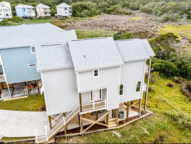 Foto del edificio - 100 Salt Marsh Way