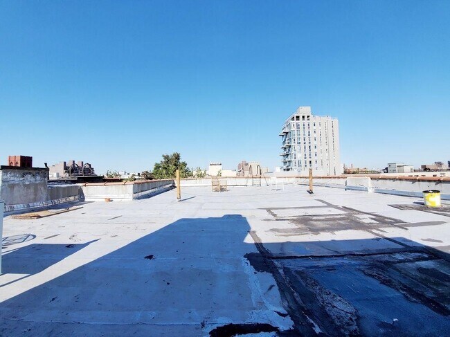 Building Photo - 505 Lafayette Ave