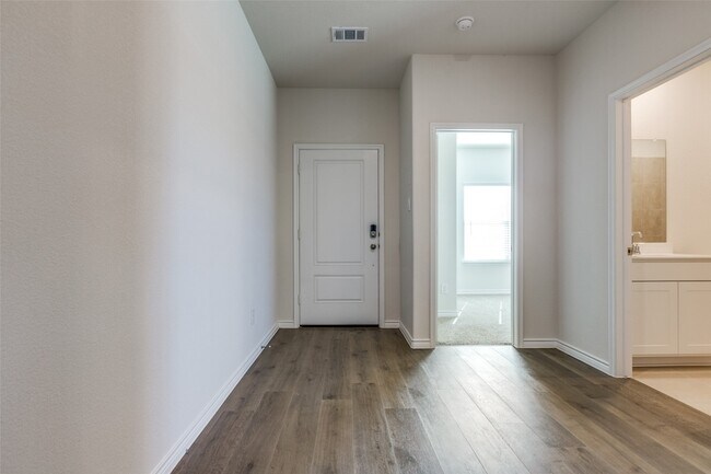 Foto del edificio - 5237 Sandrine Ave