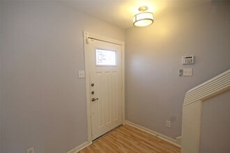 Building Photo - 1931 Flycaster Dr