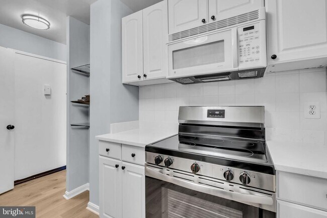 Foto del edificio - 3245 Rio Dr