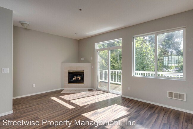 Building Photo - 2 br, 2.5 bath House - 19912 Poplarwood Place