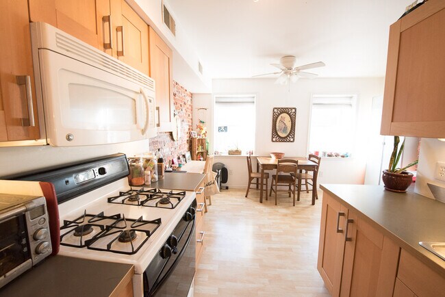 Foto del edificio - 1148 S 10th St