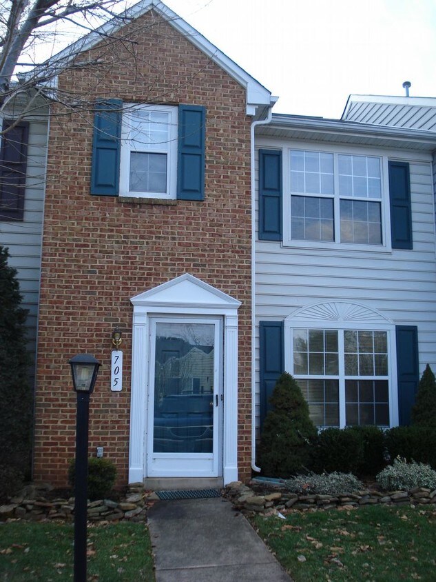 Primary Photo - Culpeper Home For Rent