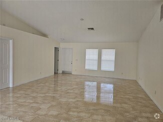Building Photo - 1146 Venetia St